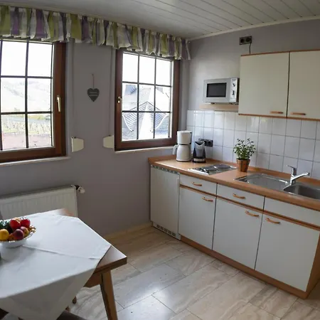 Apartment Gaestehaus Heidi Krov
